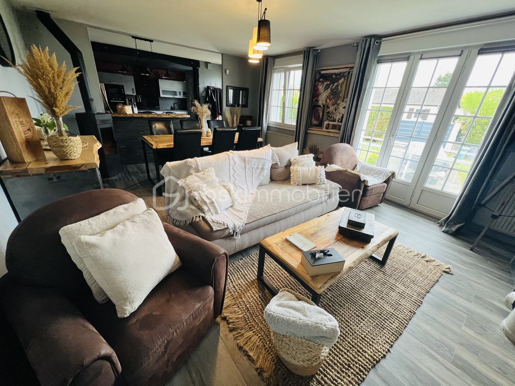 Achat maison à vendre 3 chambres 130 m² - Lisle-en-Rigault