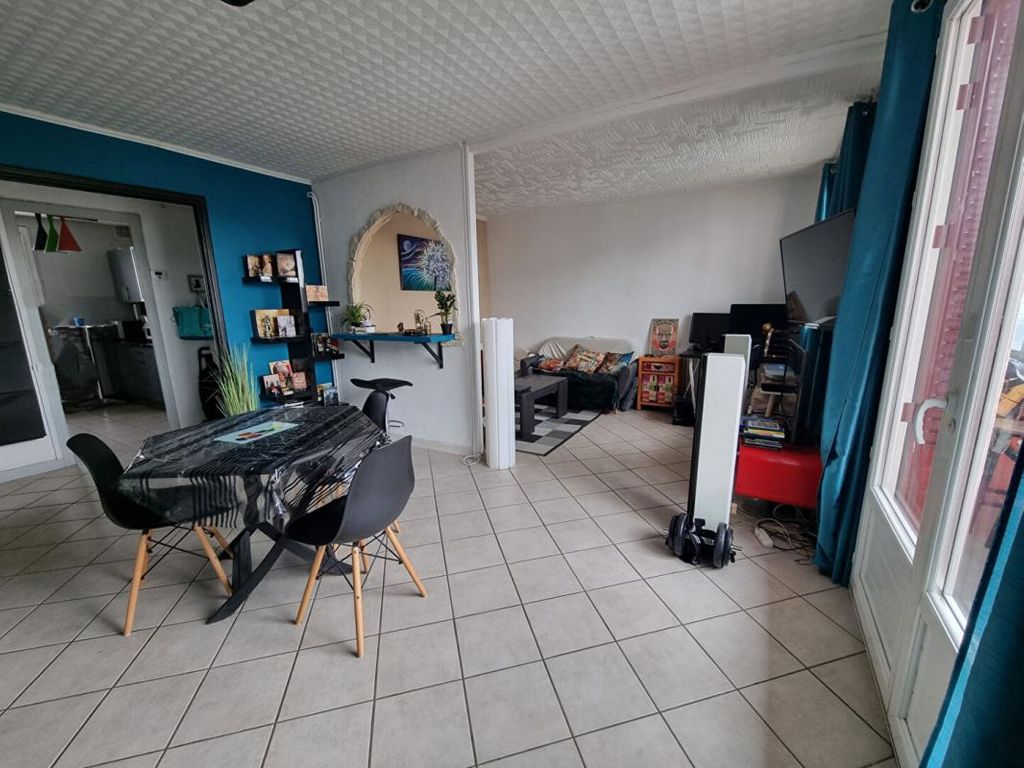 Achat appartement à vendre 3 pièces 63 m² - Villefranche-sur-Saône