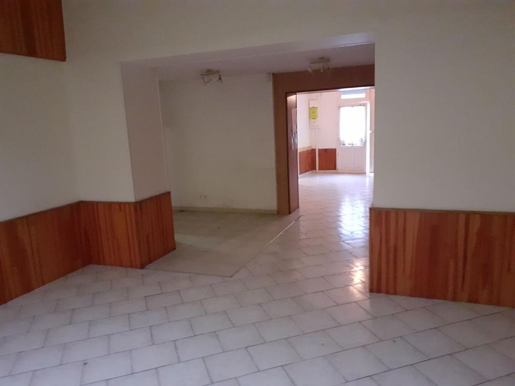 Achat appartement à vendre 7 pièces 187 m² - Noyant-Villages