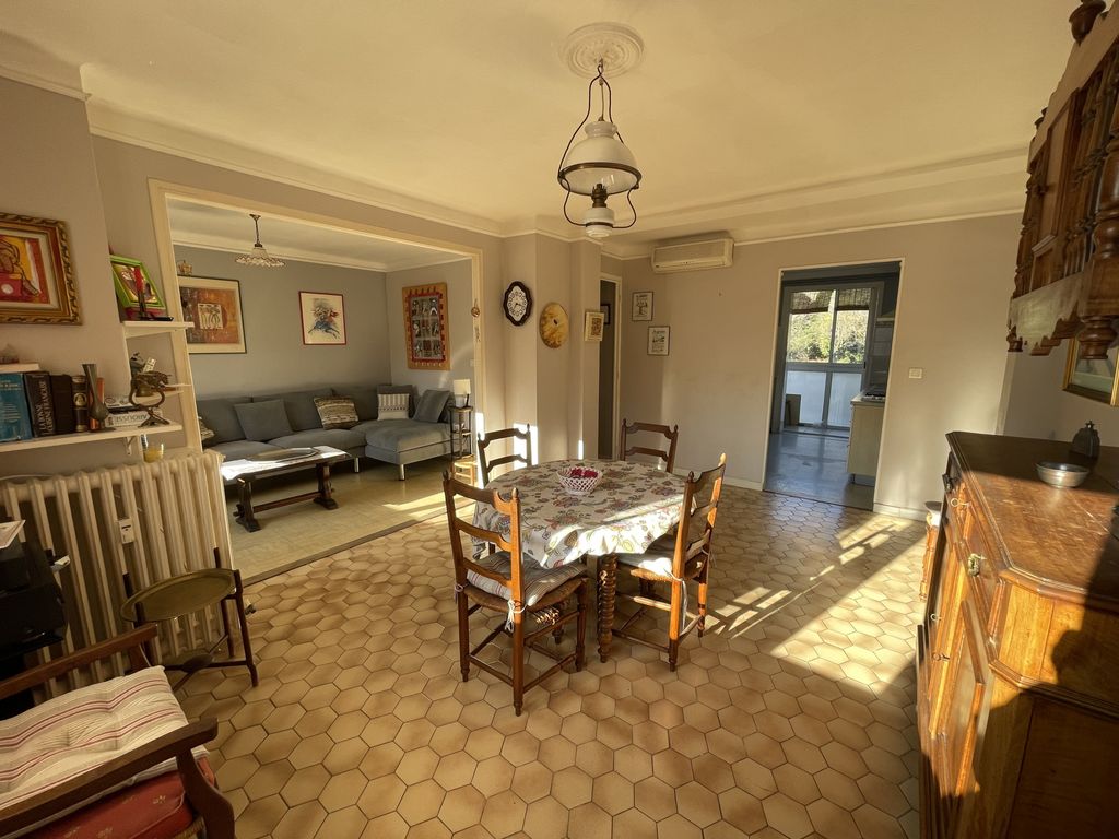 Achat appartement à vendre 4 pièces 68 m² - Nîmes