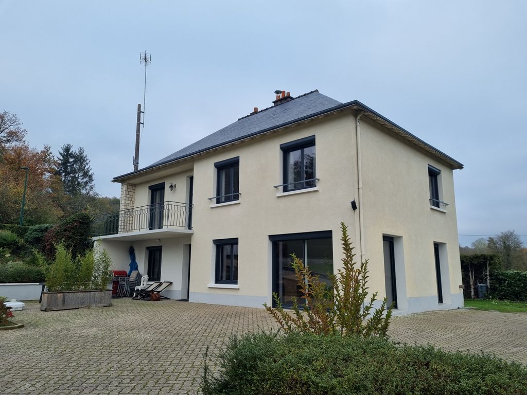 Achat maison à vendre 5 chambres 138 m² - Pocé-sur-Cisse