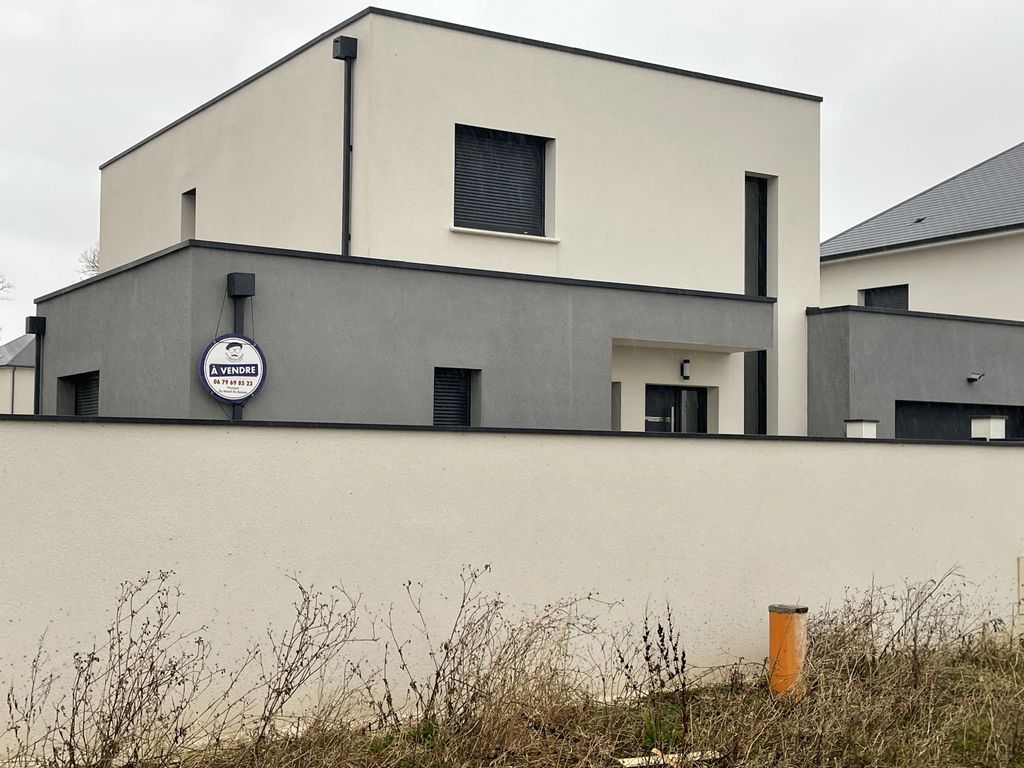 Achat maison à vendre 4 chambres 150 m² - Biéville-Beuville