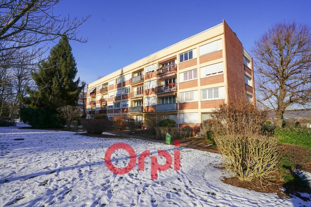 Achat appartement à vendre 4 pièces 74 m² - Verneuil-sur-Seine