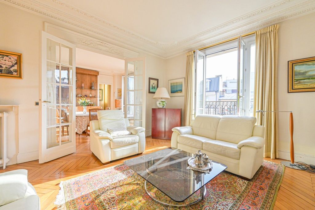 Achat appartement à vendre 5 pièces 167 m² - Paris 10ème arrondissement
