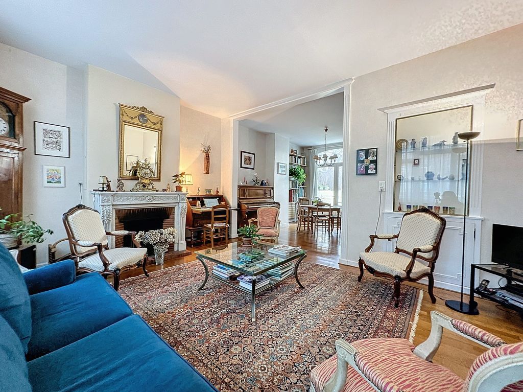 Achat maison à vendre 5 chambres 161 m² - Marcq-en-Barœul