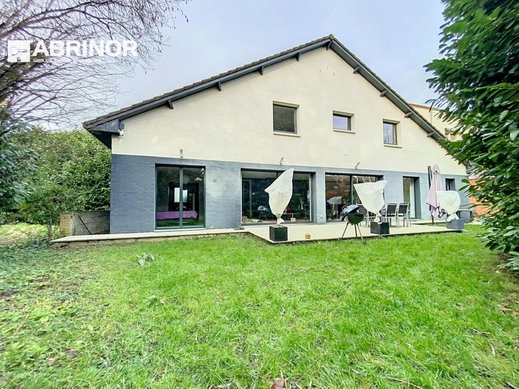 Achat maison à vendre 4 chambres 219 m² - Orchies