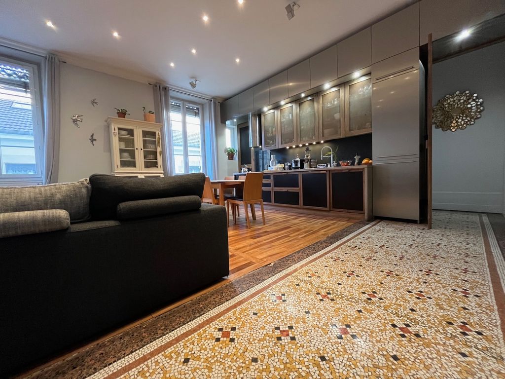 Achat appartement à vendre 5 pièces 125 m² - Grenoble