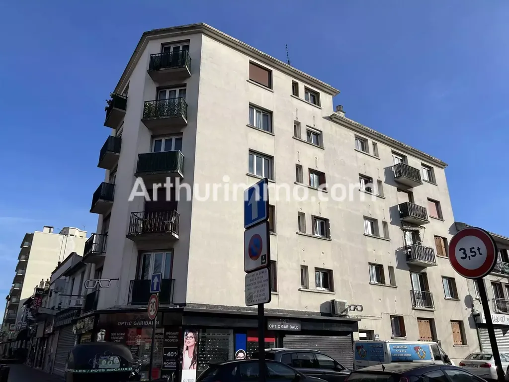 Achat appartement à vendre 3 pièces 66 m² - Livry-Gargan