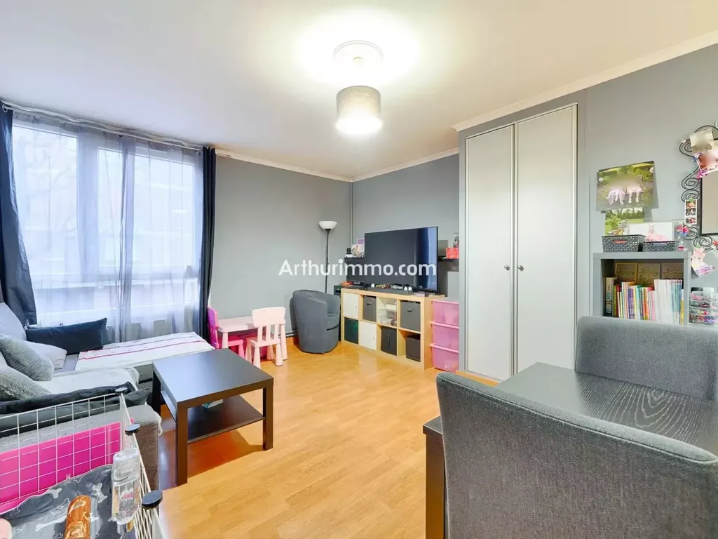 Achat appartement à vendre 3 pièces 62 m² - Sucy-en-Brie