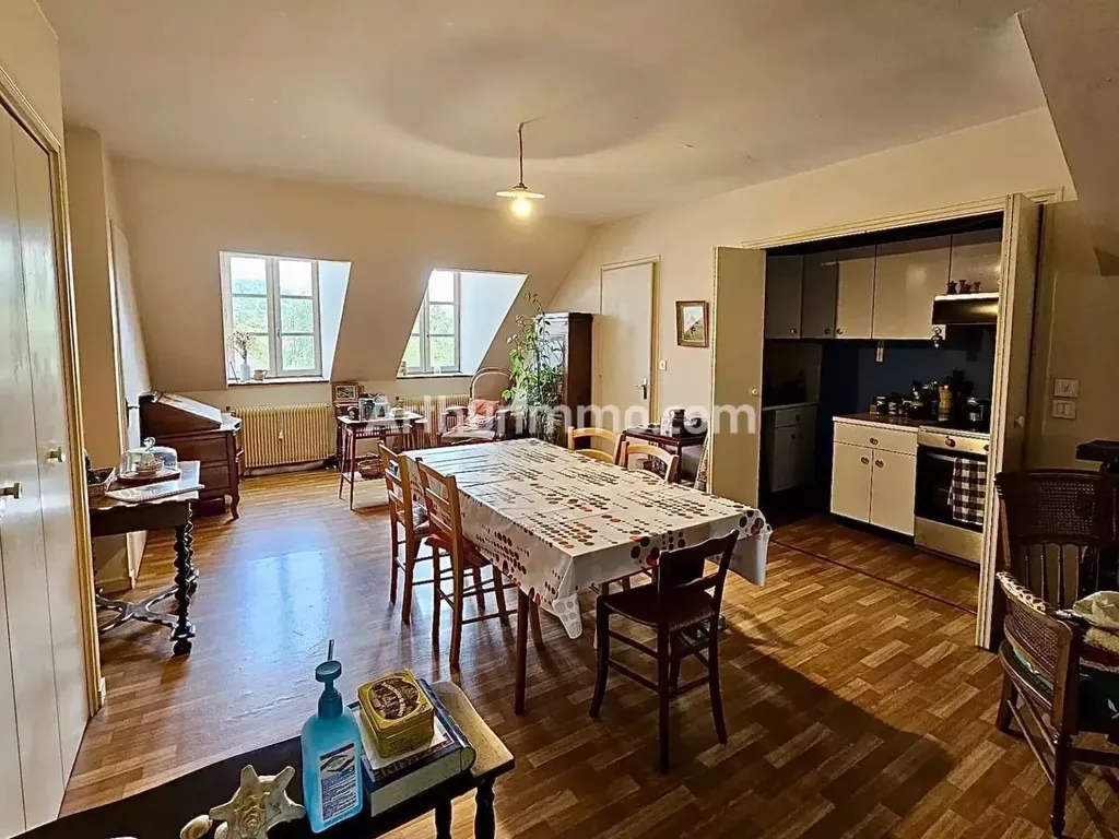 Achat appartement 8 pièce(s) Lons-le-Saunier