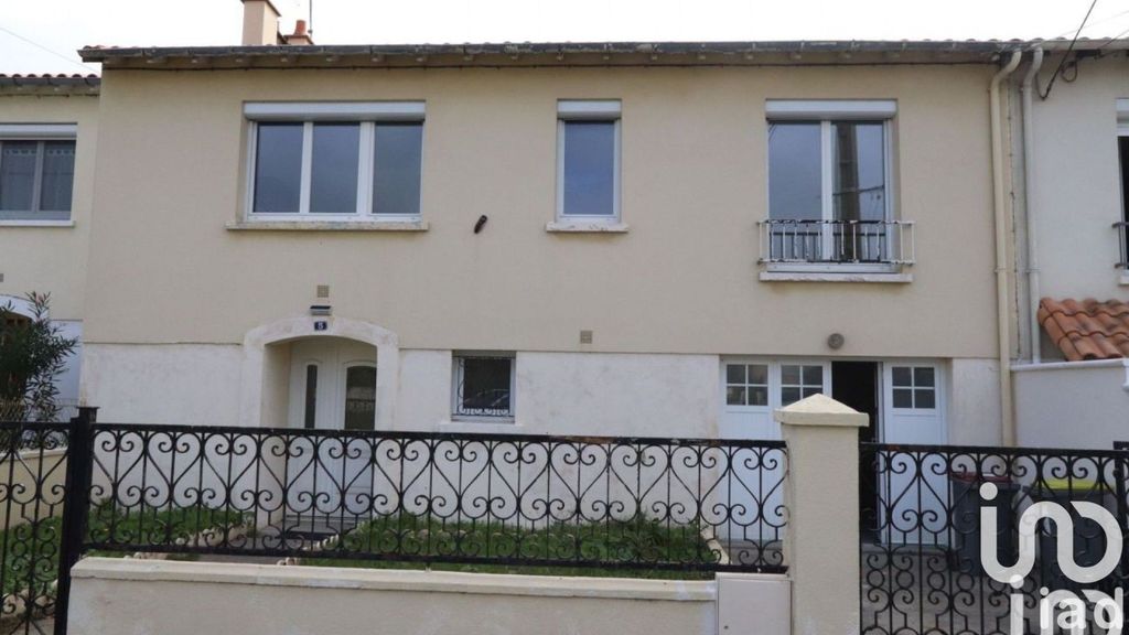 Achat maison à vendre 4 chambres 115 m² - Niort