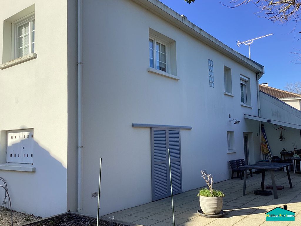 Achat maison à vendre 4 chambres 175 m² - Machecoul-Saint-Même