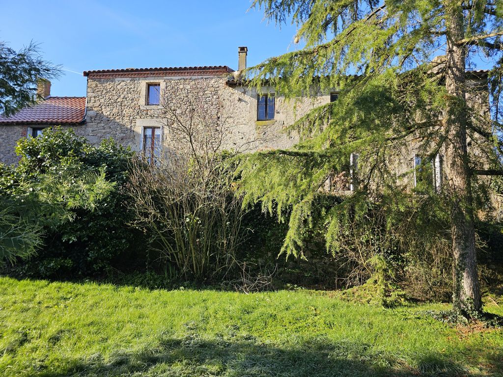 Achat maison à vendre 3 chambres 115 m² - Sèvremoine