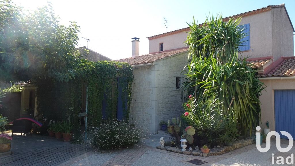 Achat maison à vendre 3 chambres 107 m² - Arles
