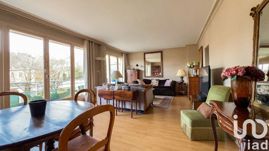 Achat appartement à vendre 4 pièces 78 m² - Saint-Germain-en-Laye
