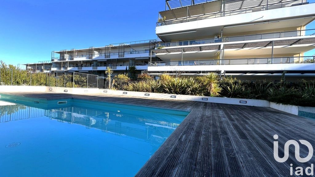 Achat appartement à vendre 3 pièces 68 m² - Marseille 8ème arrondissement