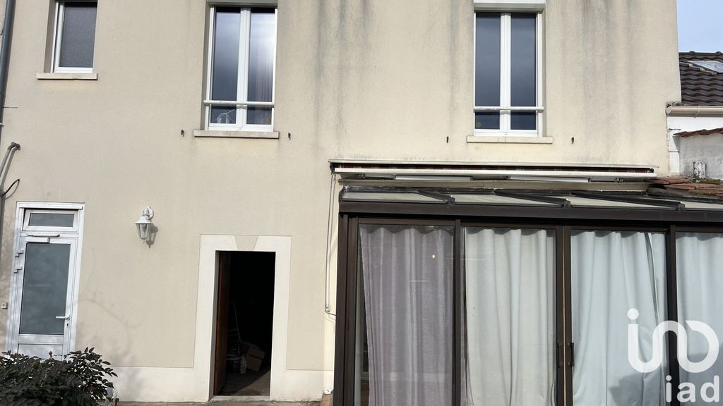 Achat maison à vendre 2 chambres 65 m² - Saintry-sur-Seine