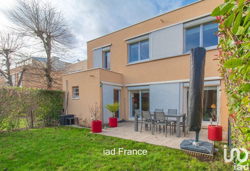 Achat duplex à vendre 5 pièces 103 m² - Maurepas