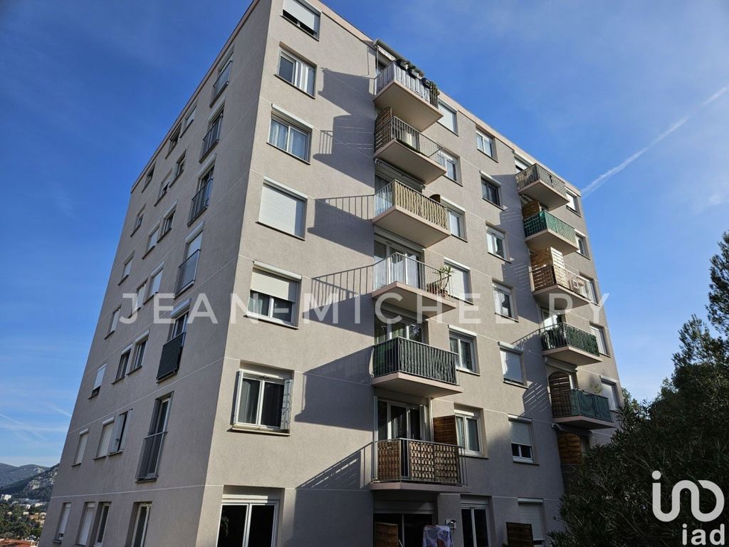Achat appartement à vendre 4 pièces 69 m² - Toulon
