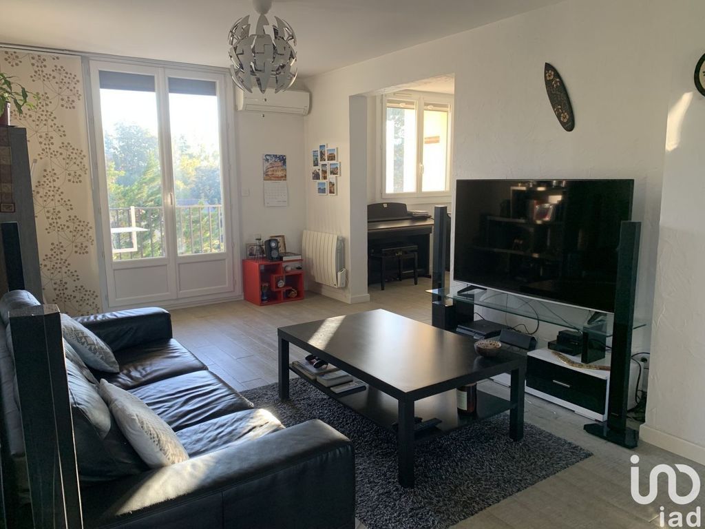 Achat appartement à vendre 3 pièces 63 m² - Salon-de-Provence