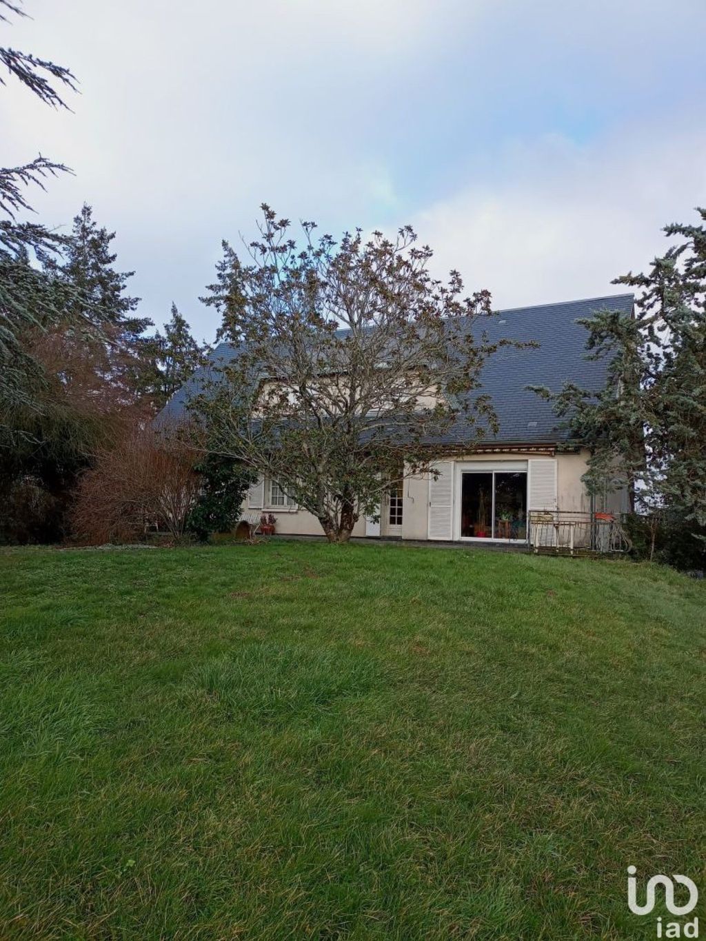 Achat maison à vendre 5 chambres 163 m² - Châtillon-sur-Loire