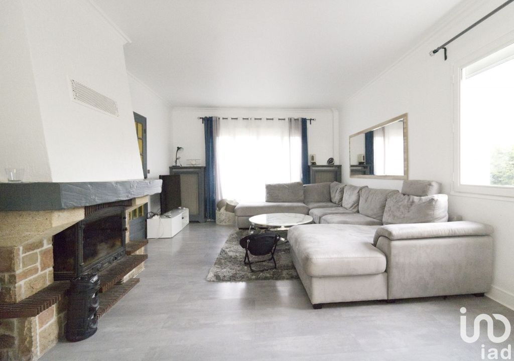 Achat maison à vendre 4 chambres 116 m² - Fontenay-en-Parisis