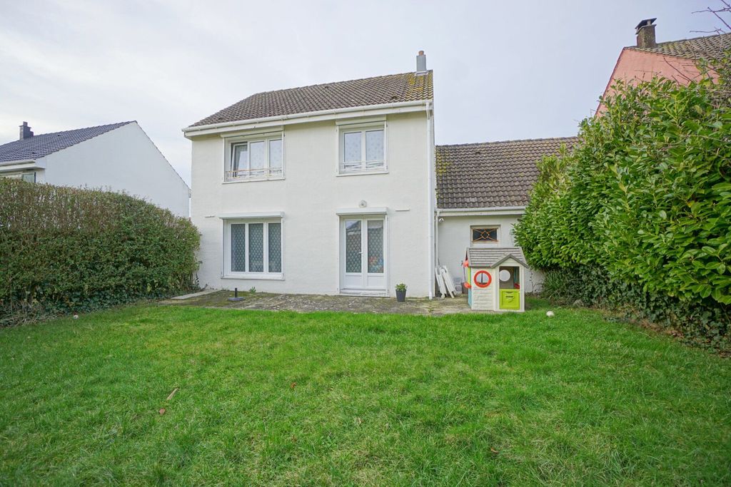 Achat maison à vendre 3 chambres 96 m² - Saint-Martin-Boulogne