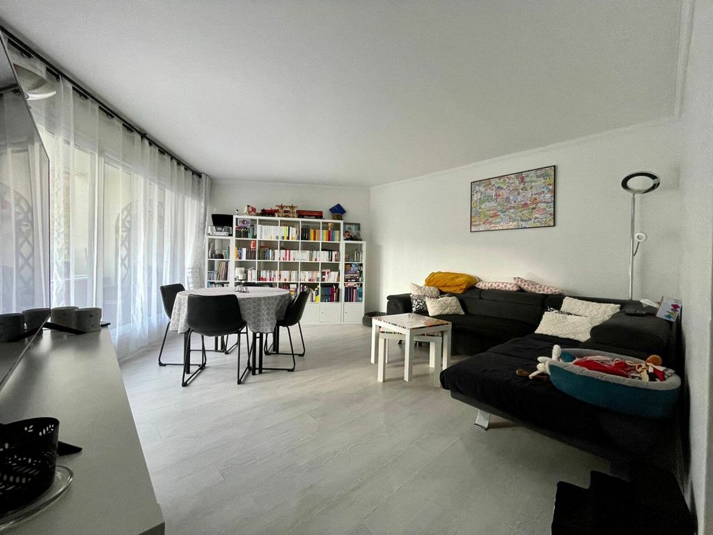 Achat appartement à vendre 2 pièces 54 m² - Rosny-sous-Bois