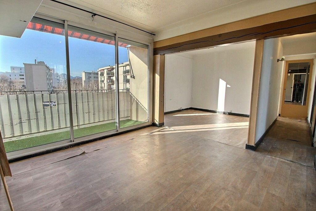 Achat appartement à vendre 4 pièces 61 m² - Marseille 10ème arrondissement