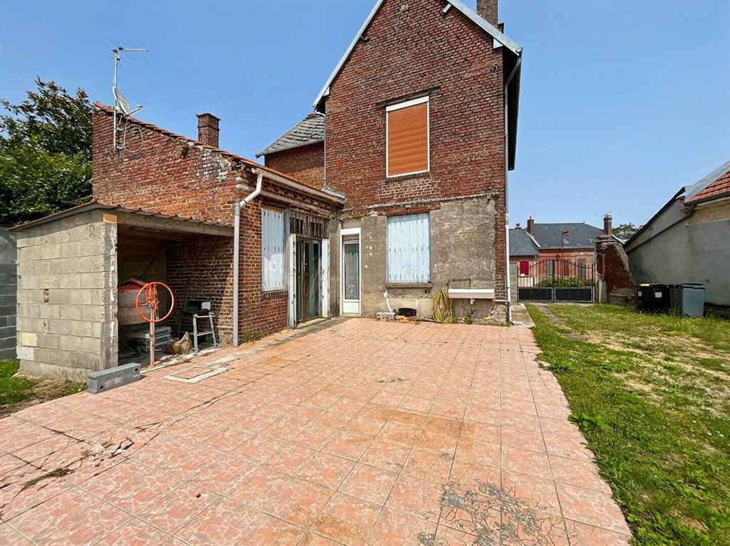 Achat maison à vendre 3 chambres 110 m² - Caillouël-Crépigny