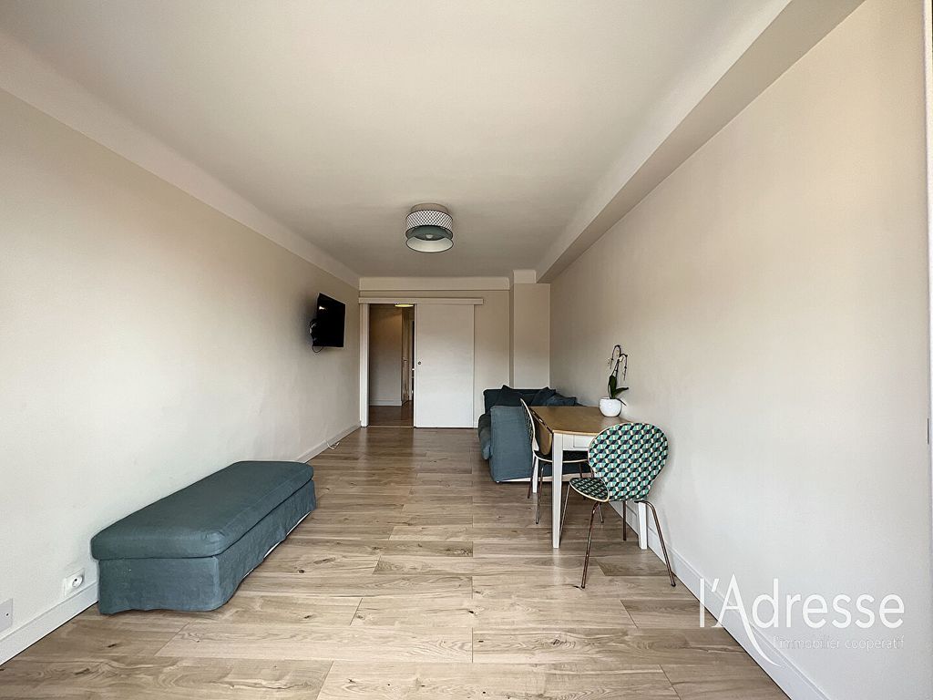 Achat appartement à vendre 2 pièces 43 m² - Vallauris