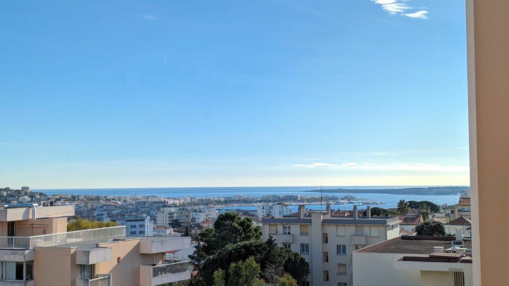 Achat appartement à vendre 2 pièces 44 m² - Cannes