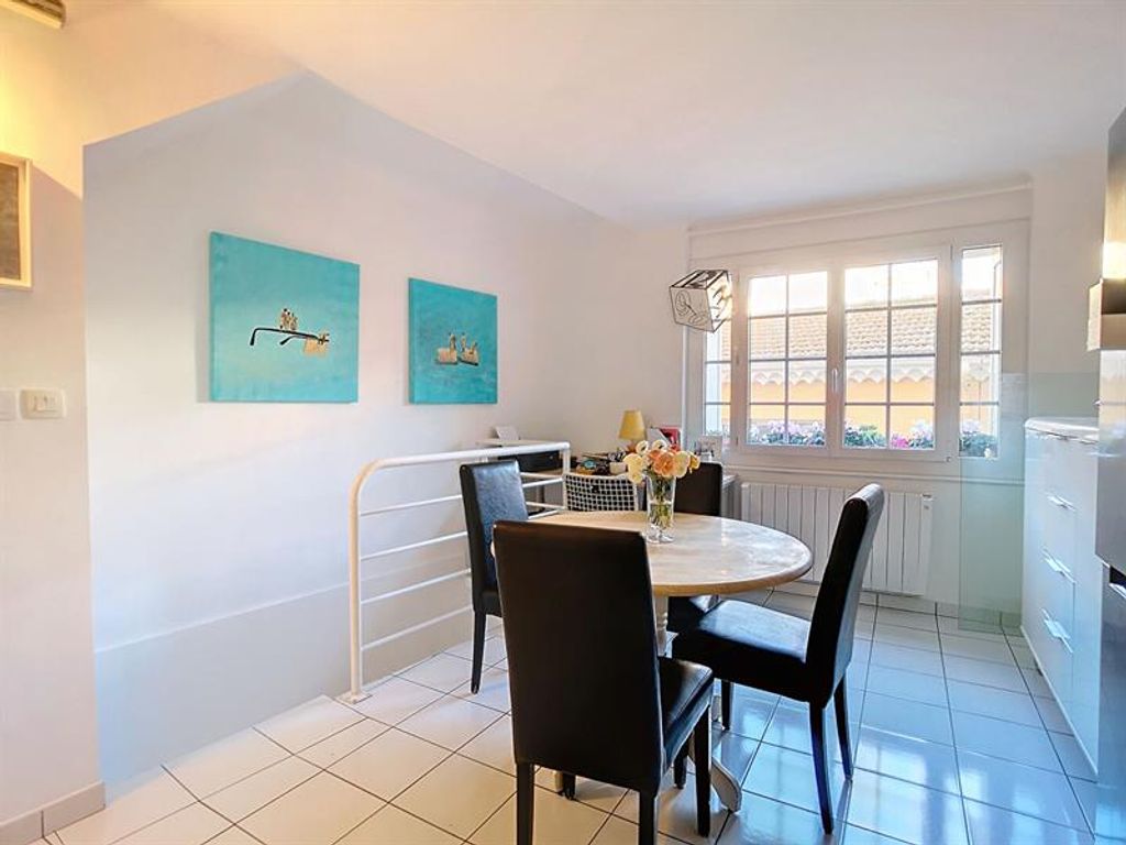 Achat maison à vendre 2 chambres 57 m² - Fréjus