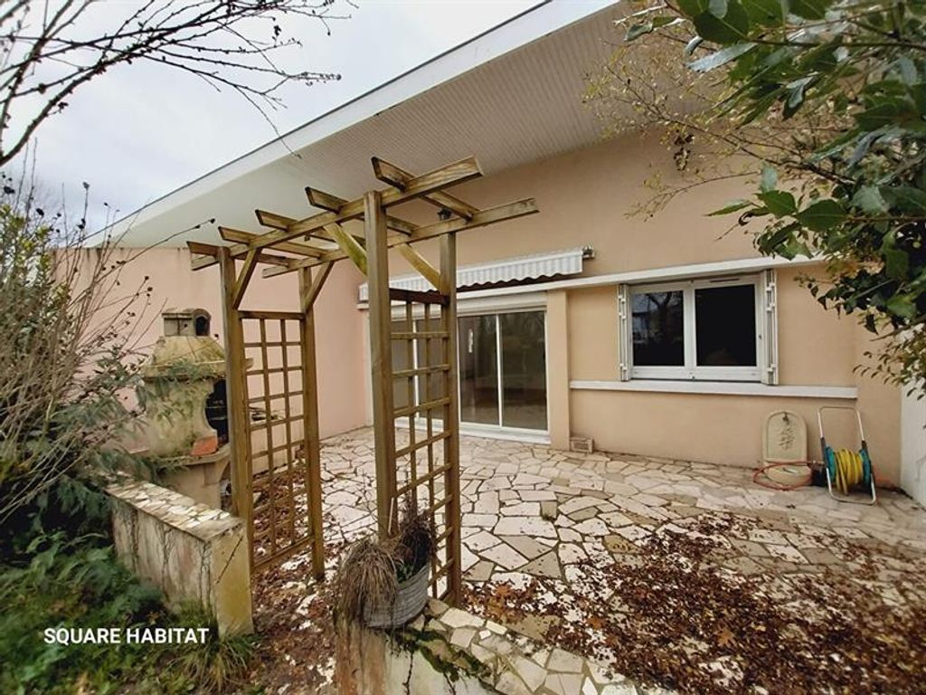 Achat maison à vendre 3 chambres 83 m² - Mérignac