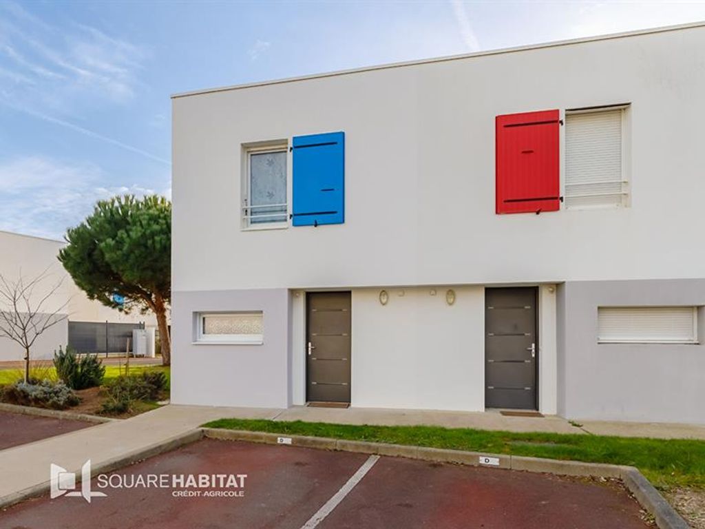 Achat maison à vendre 2 chambres 66 m² - Saint-Gilles-Croix-de-Vie