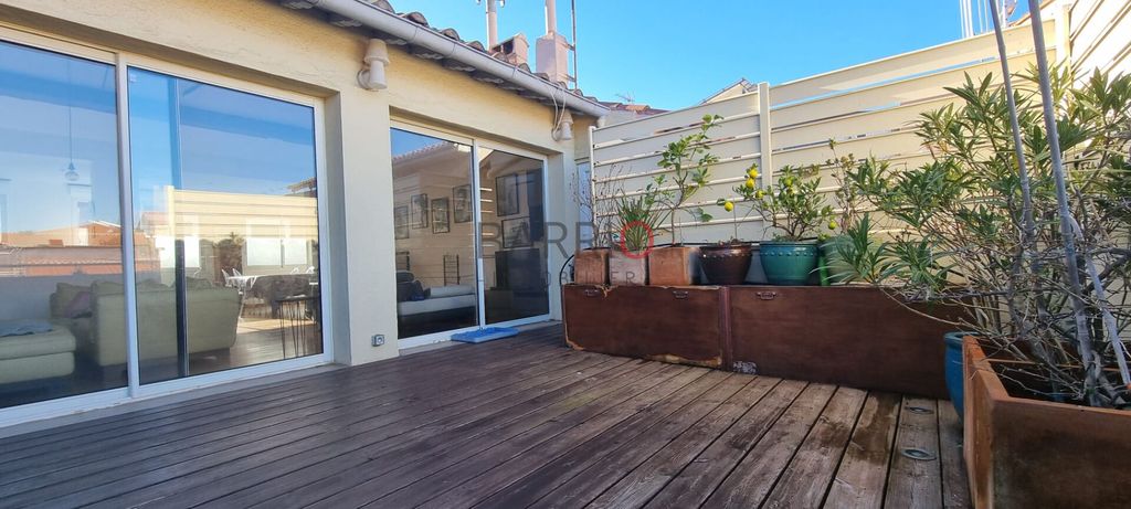 Achat appartement à vendre 4 pièces 151 m² - Port-Vendres