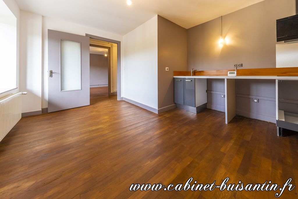 Achat appartement à vendre 2 pièces 53 m² - Ternand