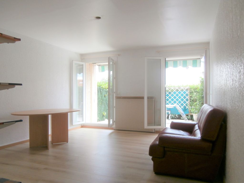 Achat appartement à vendre 3 pièces 54 m² - Saint-Jean-de-Luz