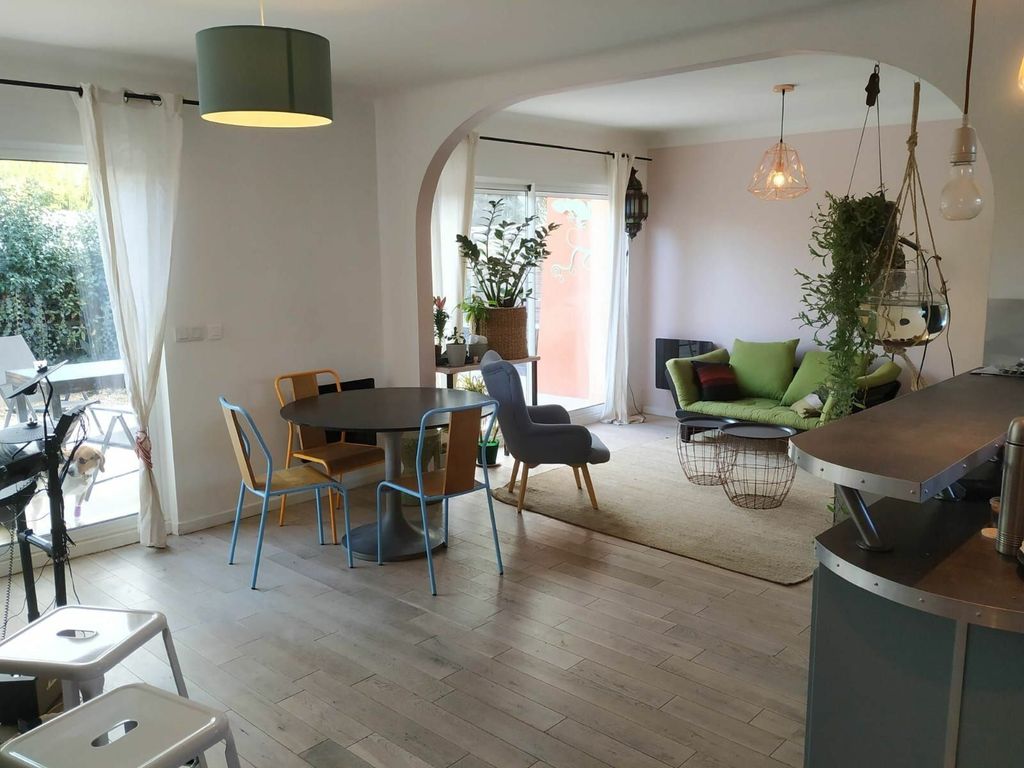 Achat maison à vendre 3 chambres 79 m² - Montpellier