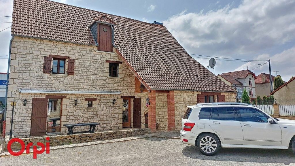 Achat maison à vendre 4 chambres 150 m² - Doyet