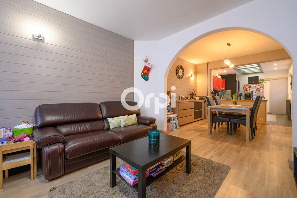 Achat maison à vendre 6 chambres 147 m² - Marchiennes