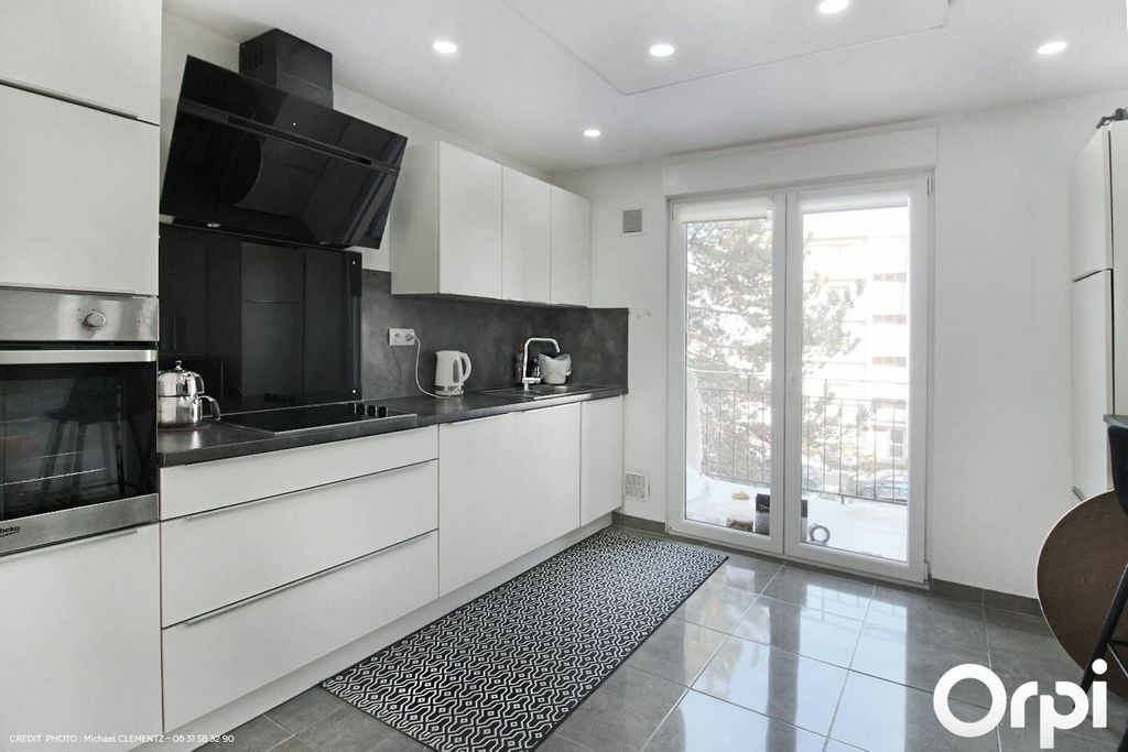 Achat appartement à vendre 3 pièces 77 m² - Colmar