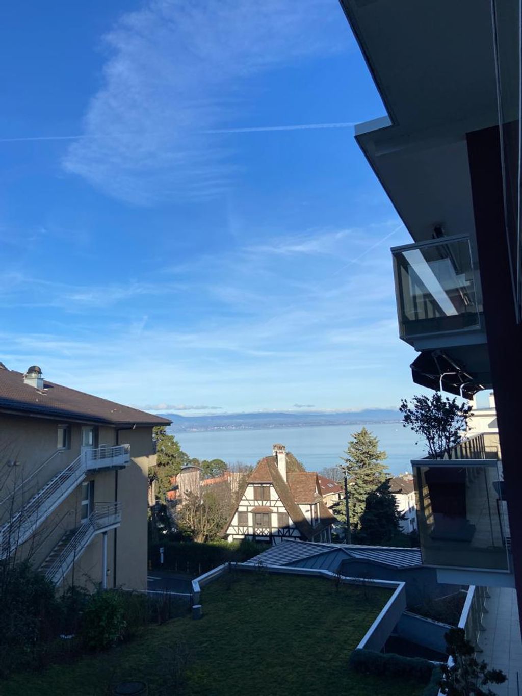 Achat appartement à vendre 2 pièces 59 m² - Évian-les-Bains