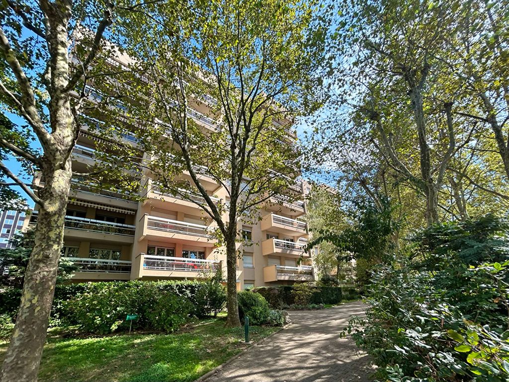 Achat appartement à vendre 5 pièces 125 m² - Lyon 4ème arrondissement