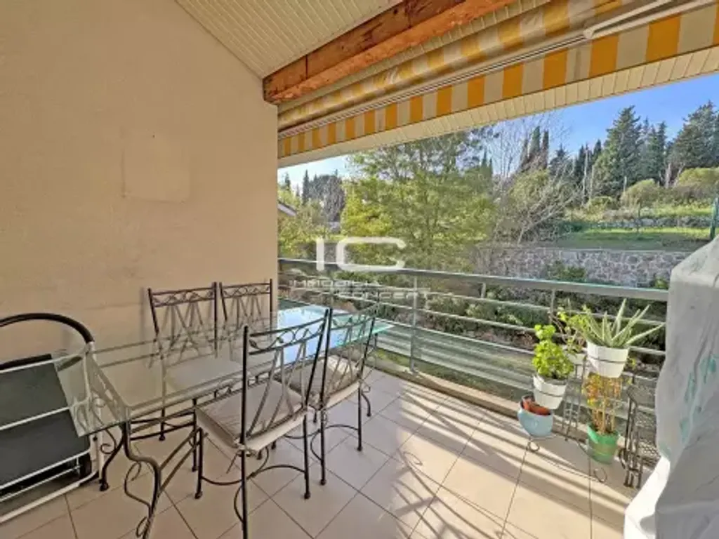 Achat appartement à vendre 3 pièces 62 m² - Grasse