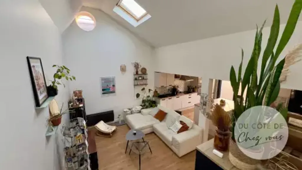 Achat loft à vendre 4 pièces 68 m² - Sainte-Savine