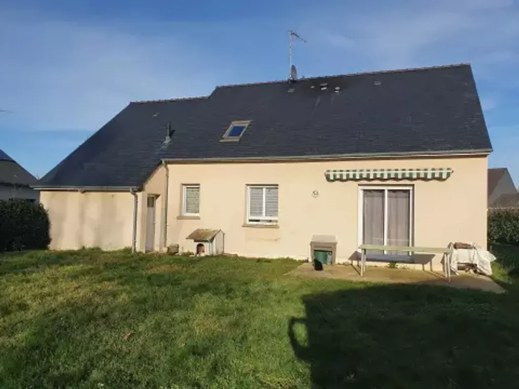 Achat maison à vendre 4 chambres 120 m² - Saint-Jean-sur-Mayenne