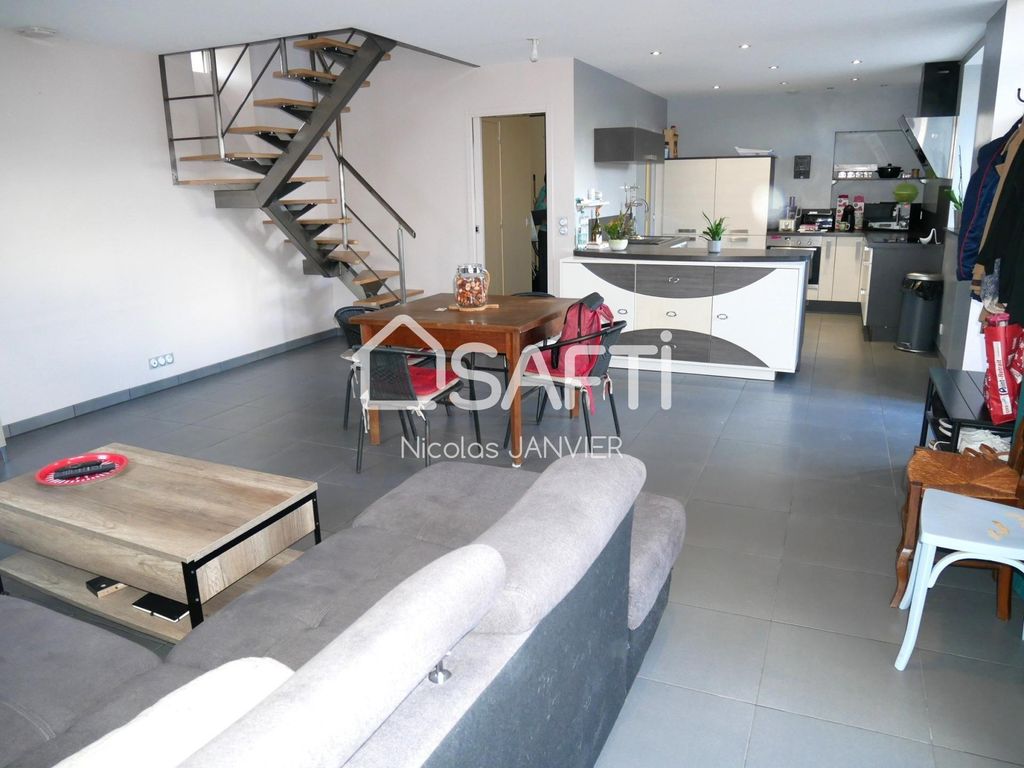 Achat maison à vendre 3 chambres 90 m² - Le Mesnil-Patry