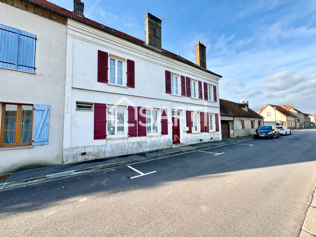 Achat maison à vendre 5 chambres 214 m² - La Villeneuve-en-Chevrie