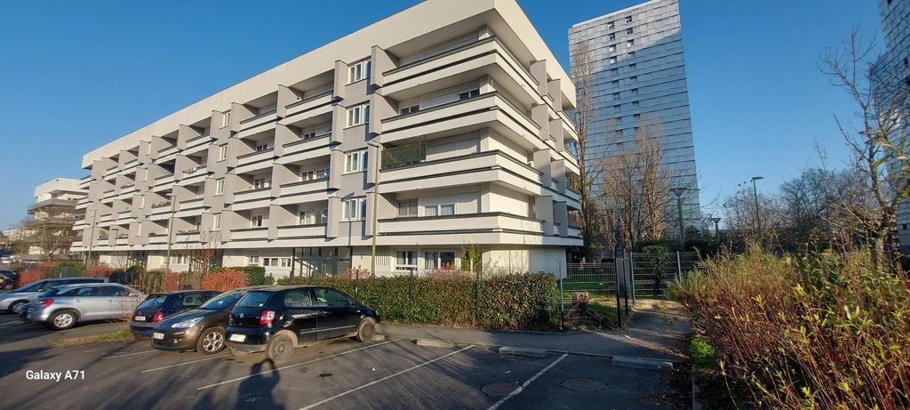 Achat appartement à vendre 4 pièces 78 m² - Lormont